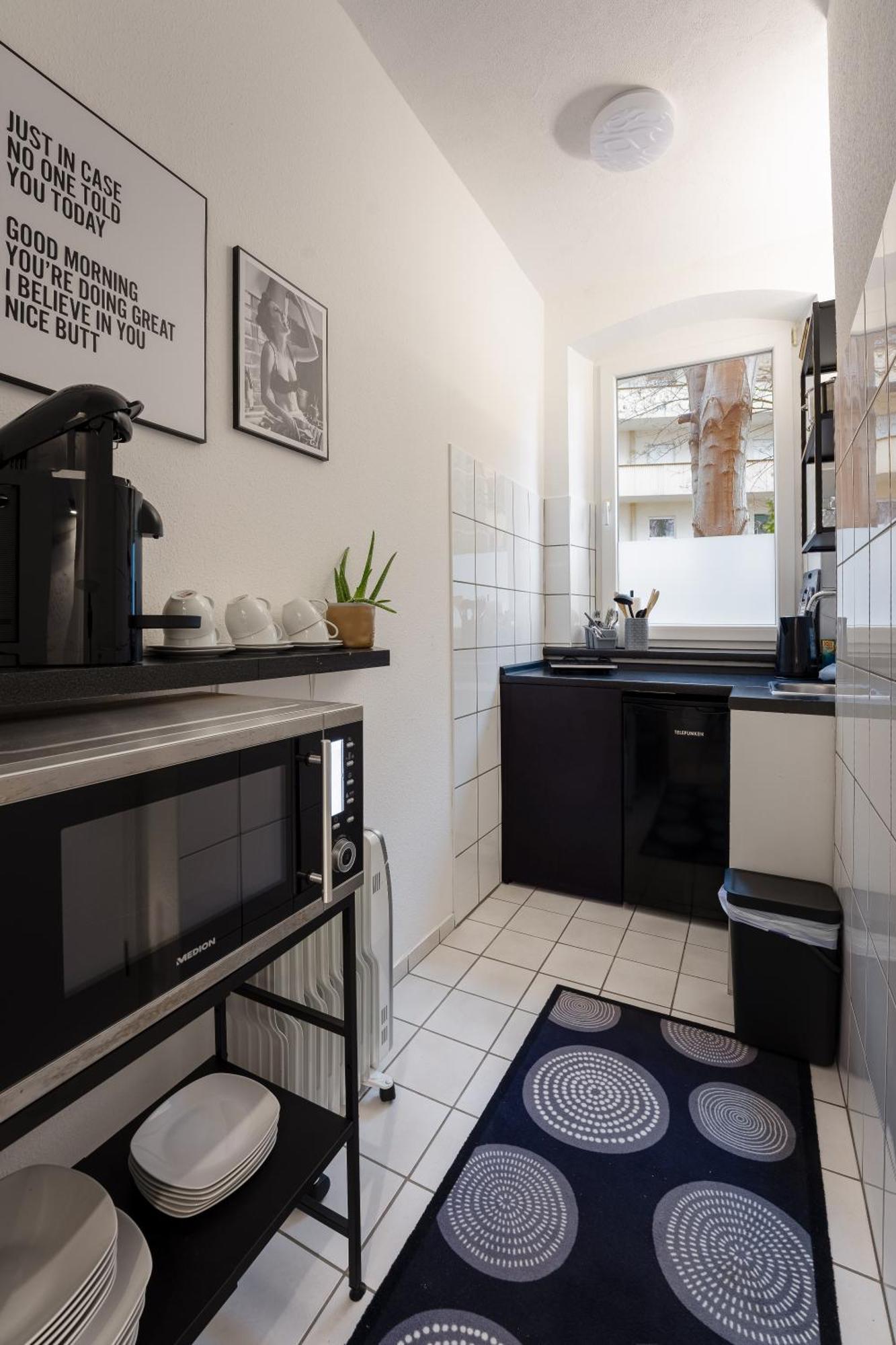 Modern Living Apartment - 3-Zimmer - Nuernberg Nord, Ruhige Seitenstrasse, Fusslaeufig Strassenbahn Kültér fotó